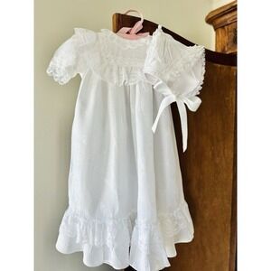 Vintage Madonna  Girls 2 PC. Christening Set Dress And‎ Bonnet Size 6-9 Months